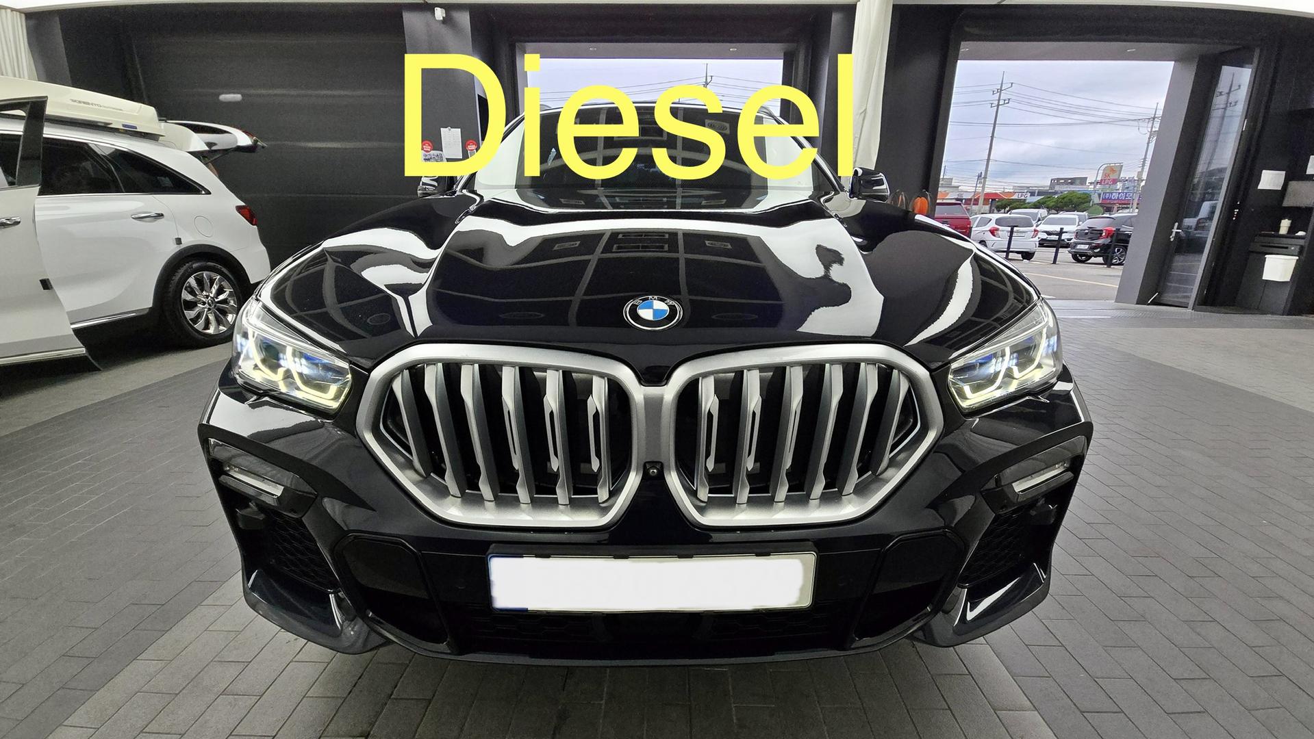 BMW X6 2020 — photo 2