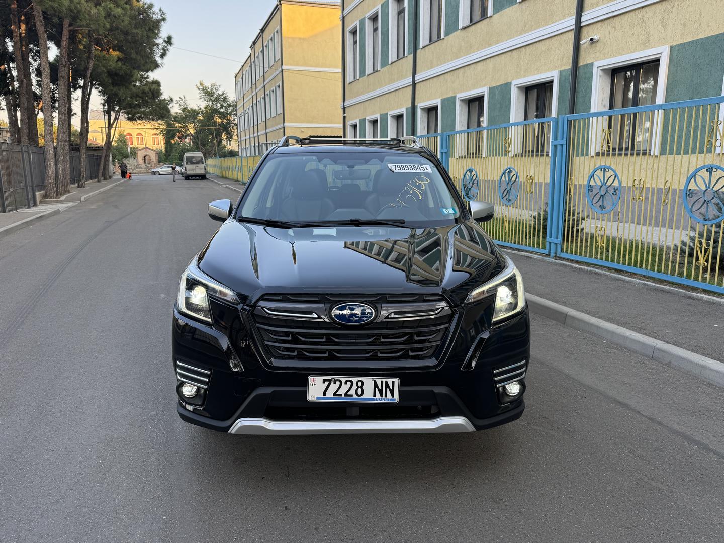 Subaru Forester 2023 — photo 2