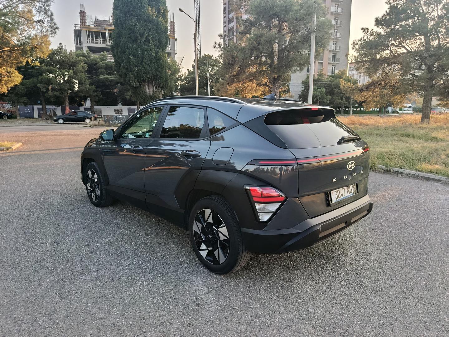 Hyundai Kona 2023 — photo 2