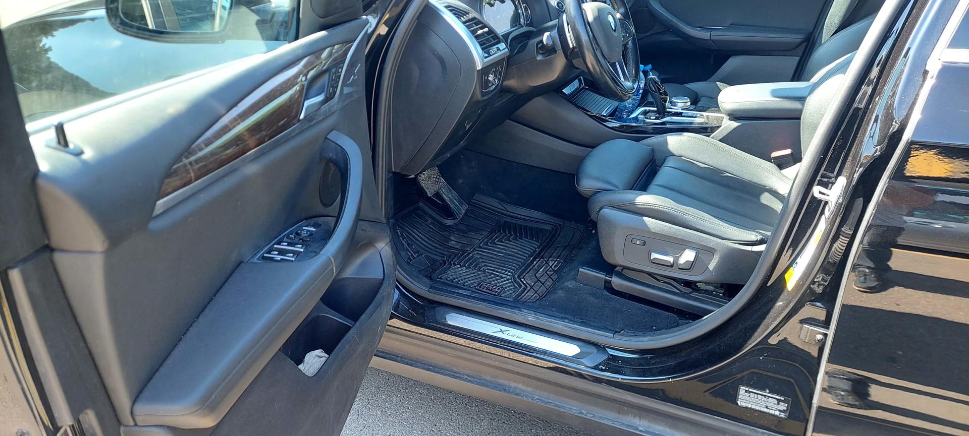 BMW X3 2018 — photo 2