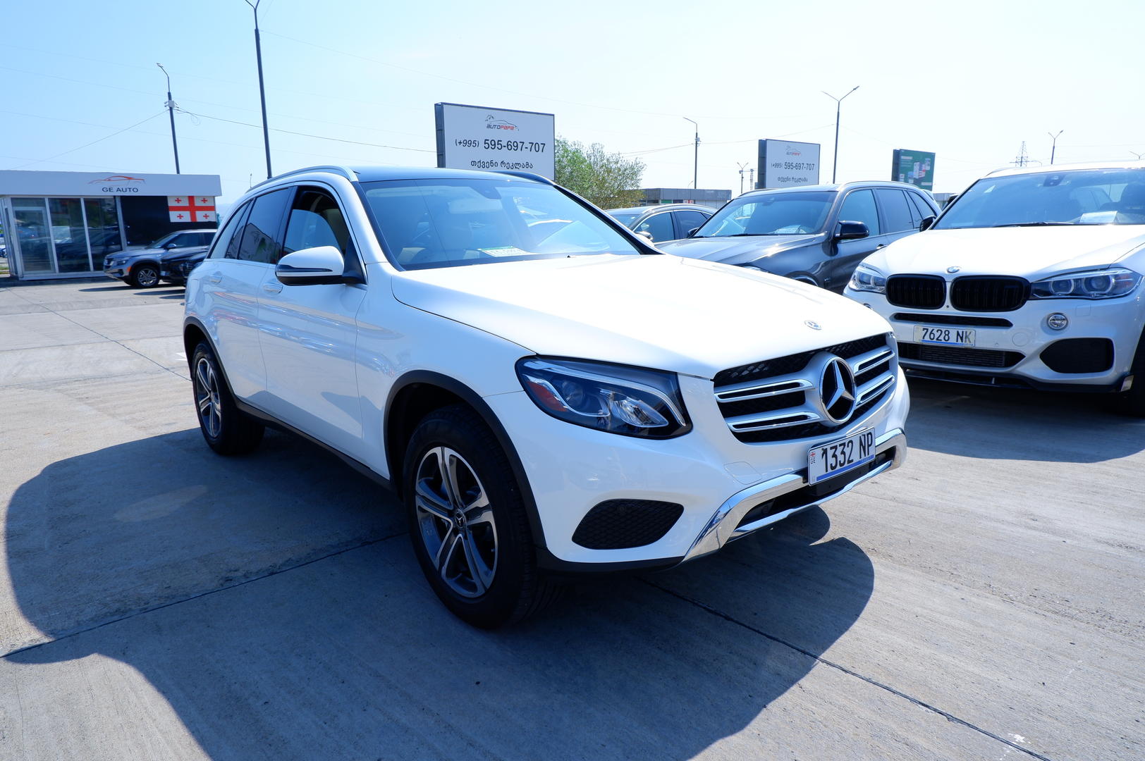 Mercedes-Benz GLC 300 2018 — photo 2
