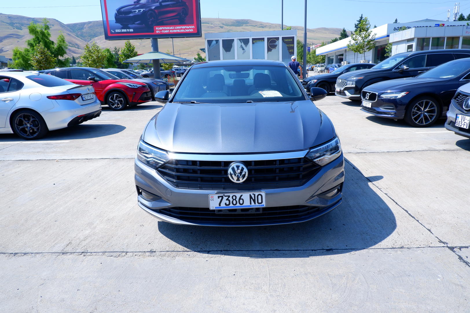 Volkswagen Jetta 2021 — photo 2
