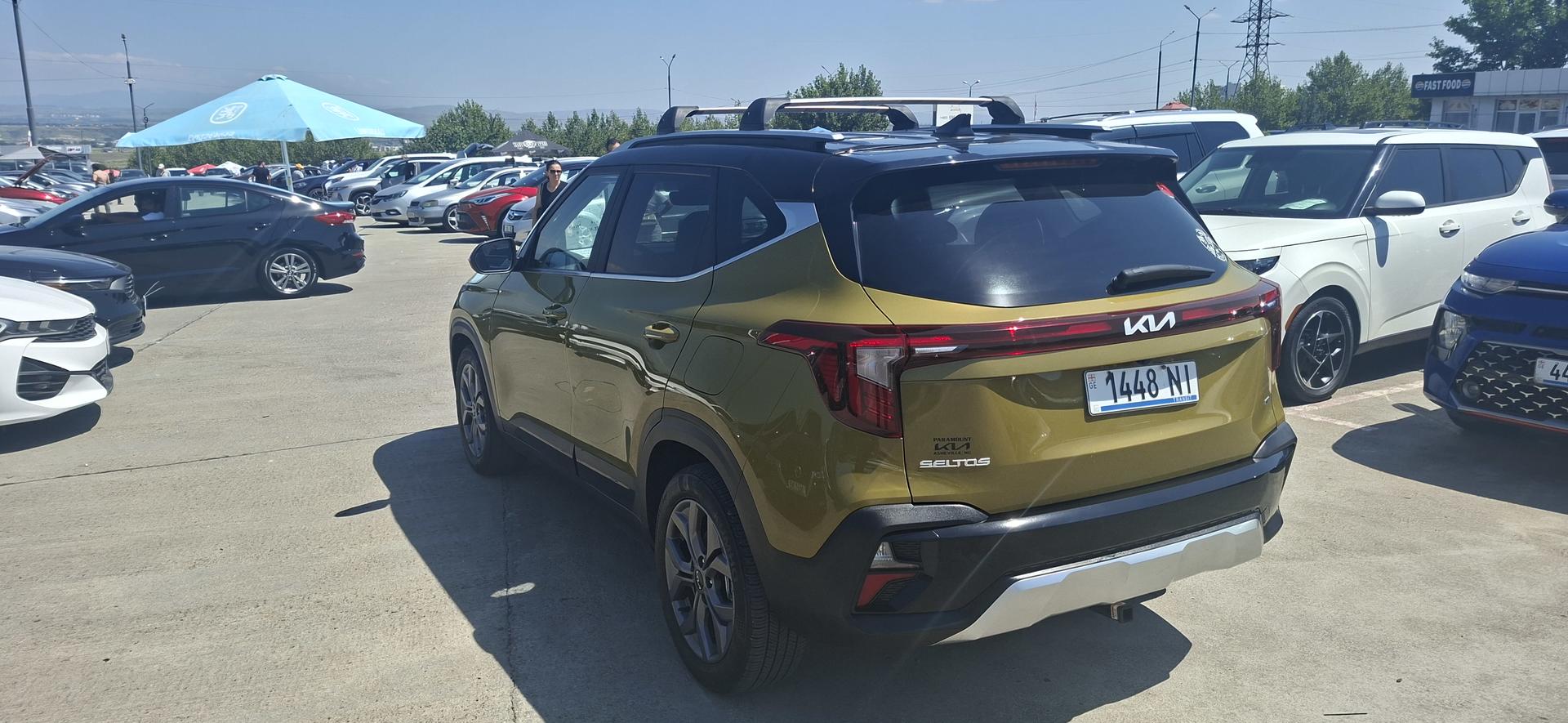 Kia Seltos 2023 — photo 2