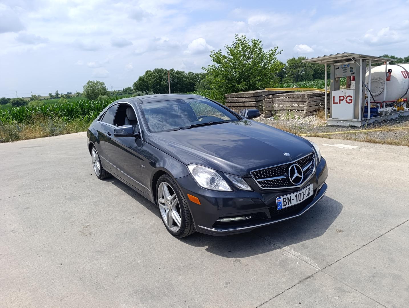 Mercedes-Benz E 350 2012 — photo 2