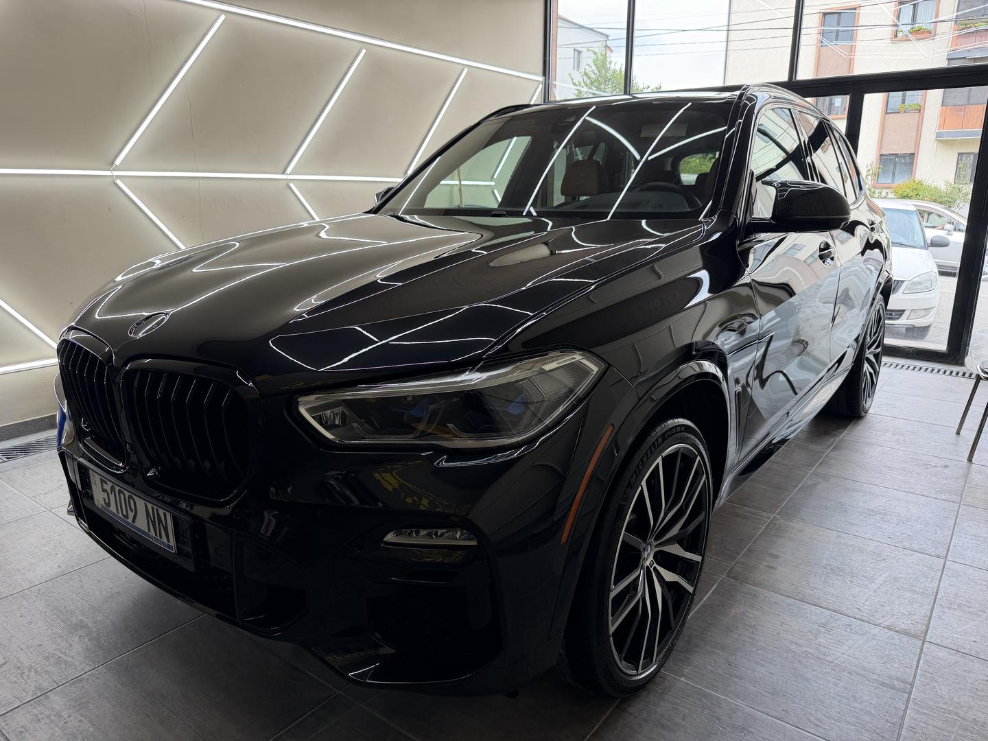 BMW X5 2020 — photo 2
