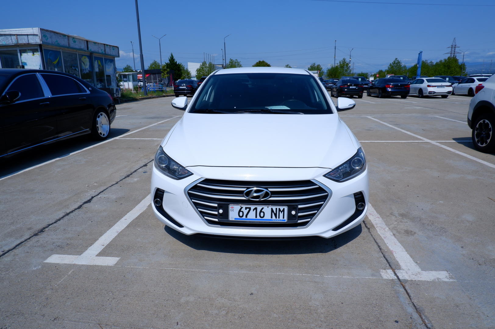 Hyundai Elantra 2018 — photo 2