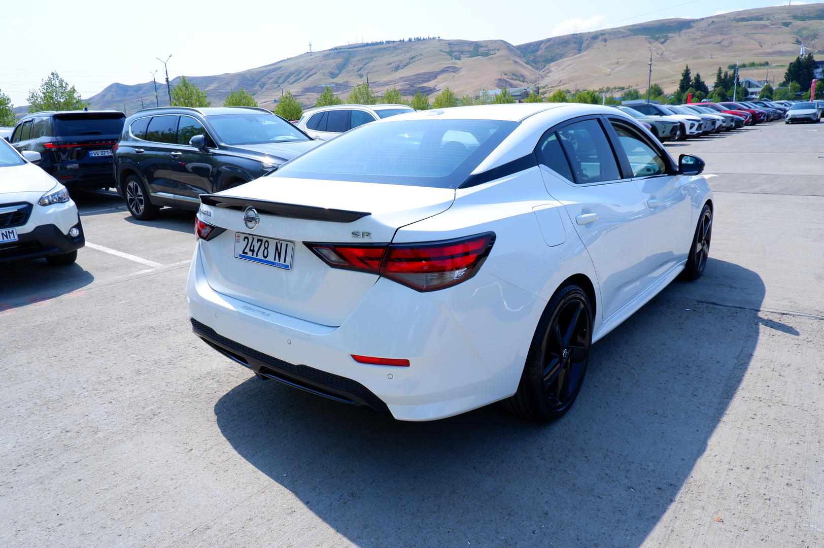 Nissan Sentra 2022 — photo 2