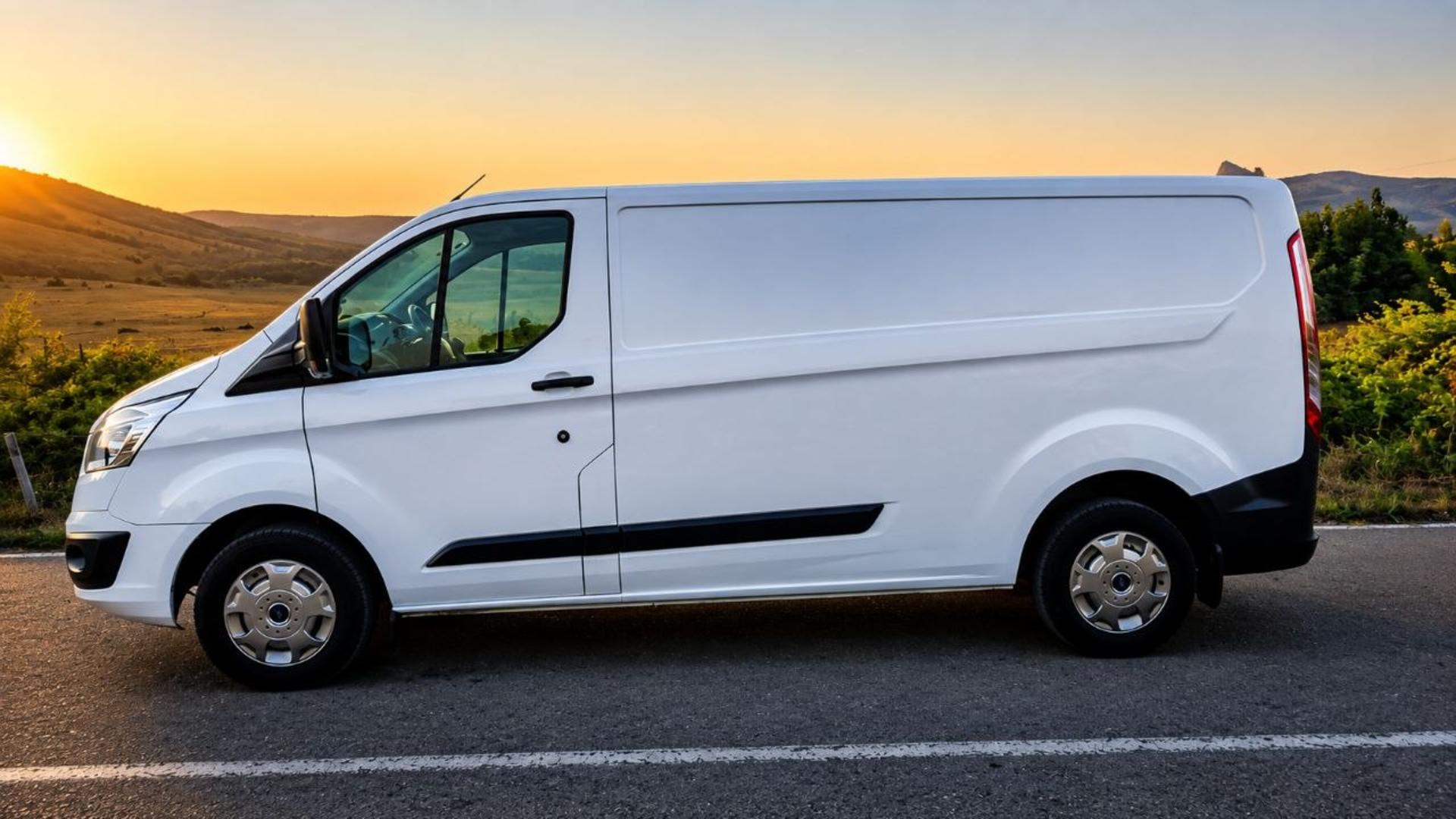 Ford Transit 2016 — photo 2
