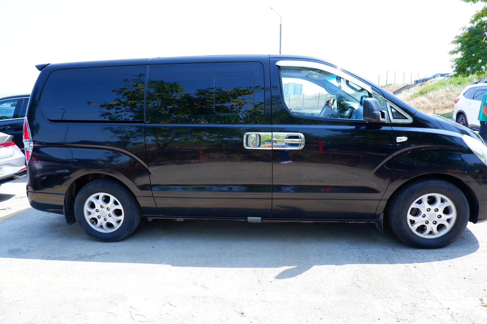 Hyundai Starex 2014 — photo 2