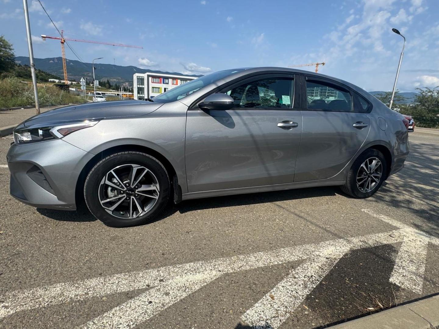 Kia Forte 2023 — photo 2