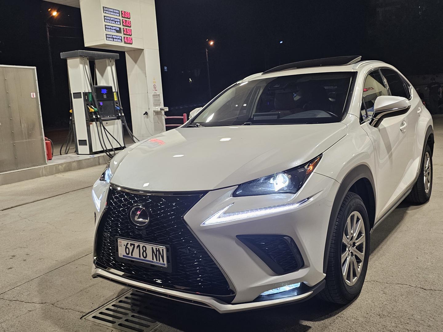 Lexus NX 300
