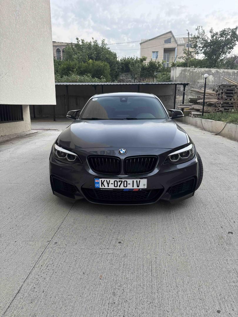 BMW 240 2019 — photo 2