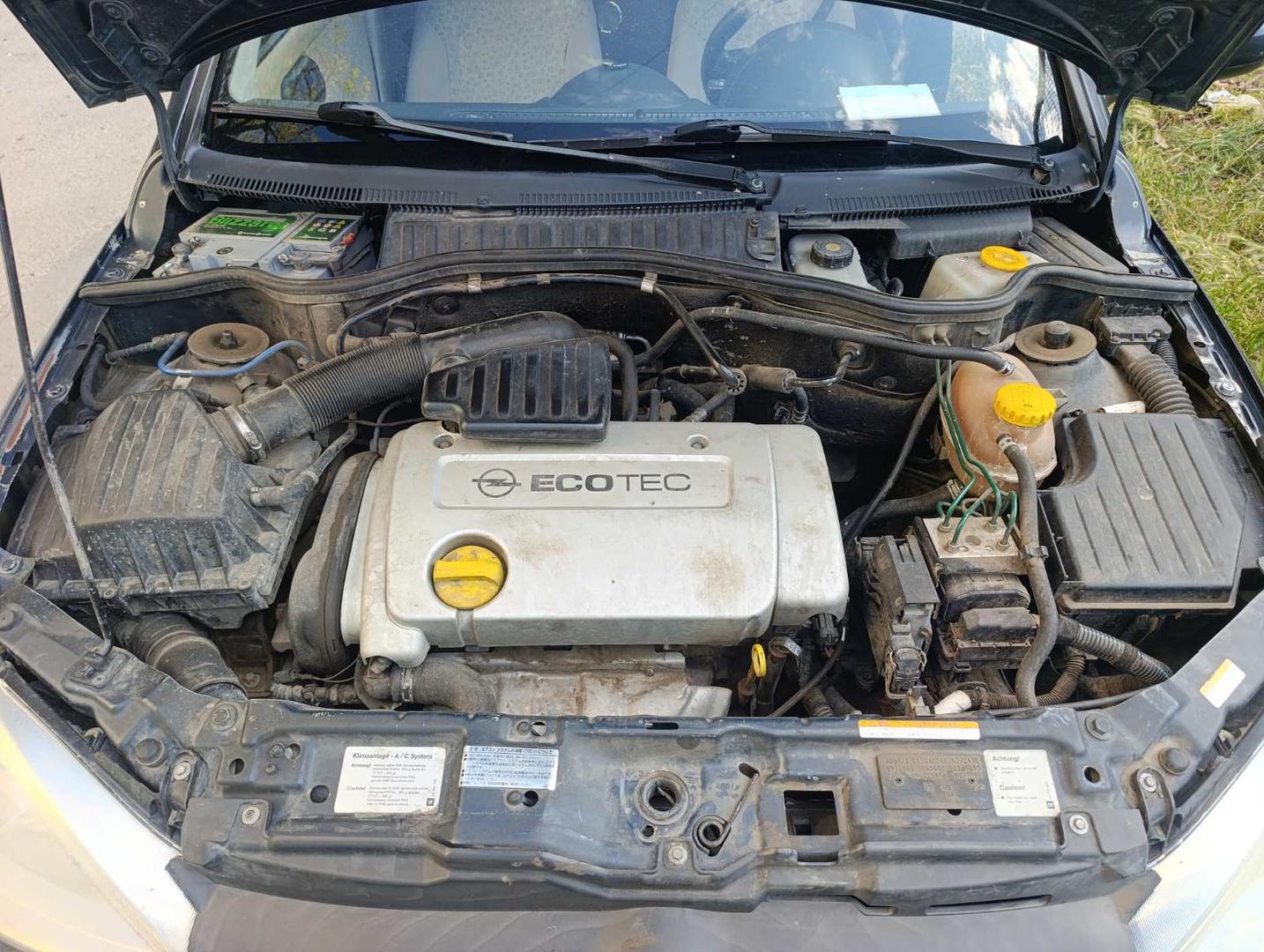 Opel Vita 2002 — photo 2