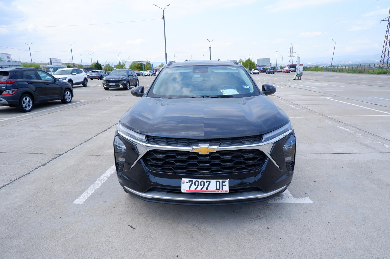 Chevrolet Trax 2023 — photo 2