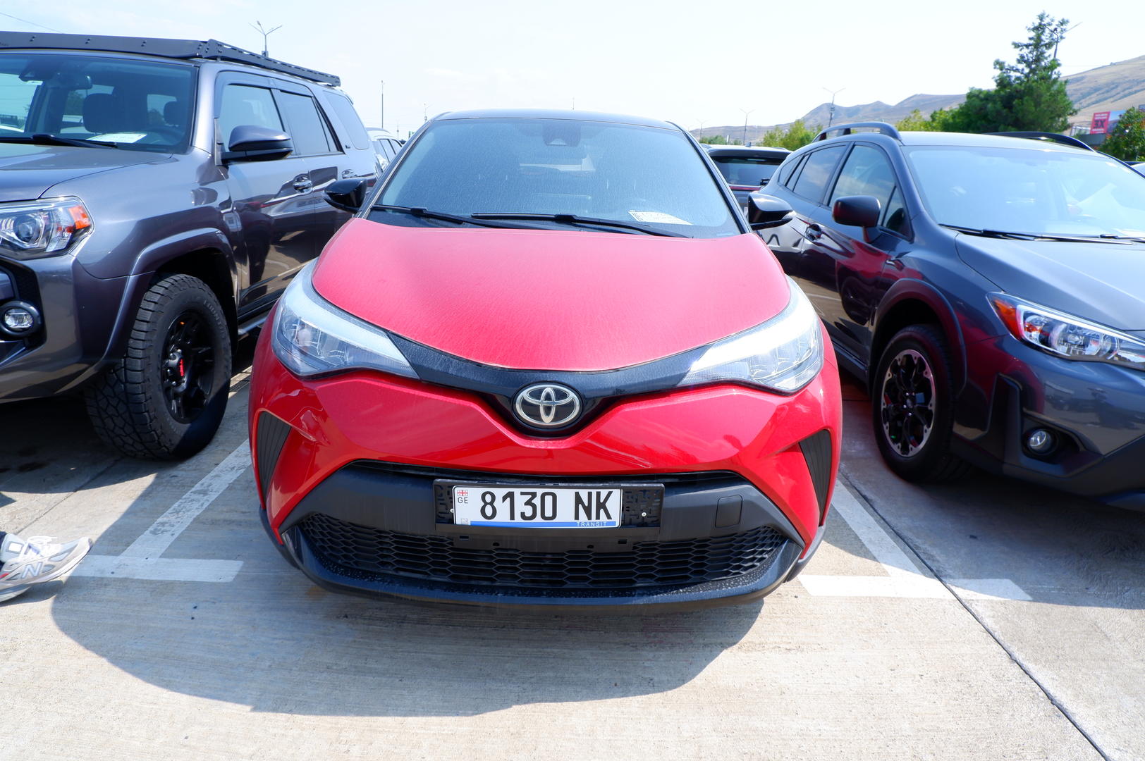 Toyota C-HR 2021 — photo 2