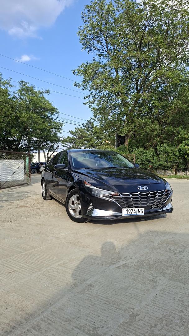 Hyundai Elantra 2021 — photo 2