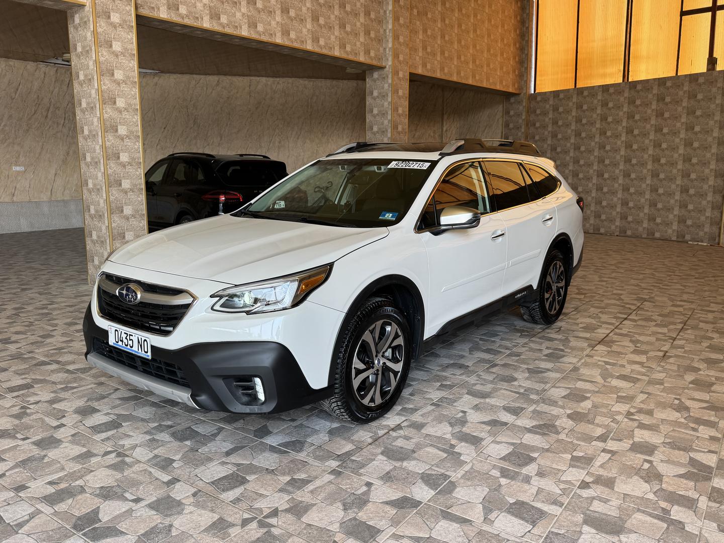Subaru Outback 2020 — photo 2