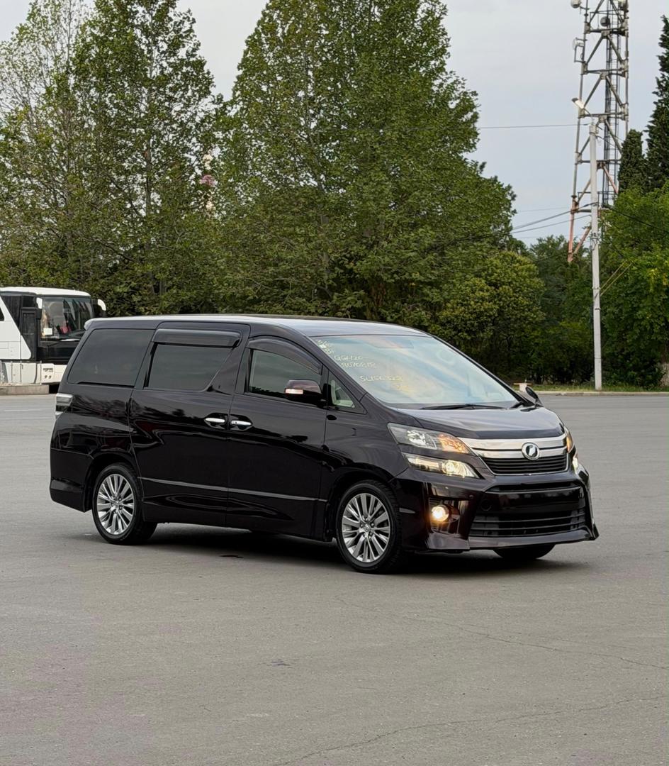 Toyota Alphard 2013 — photo 2