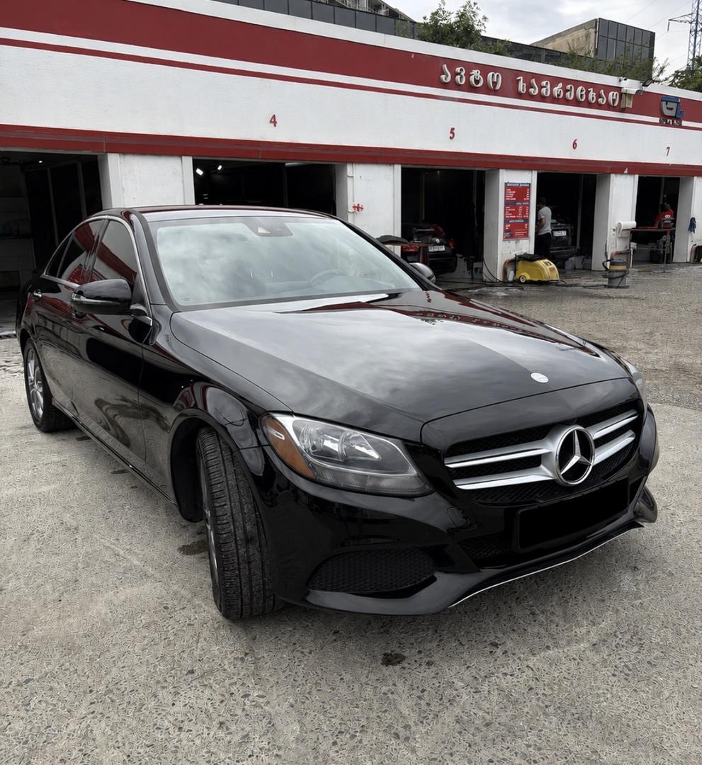 Mercedes-Benz C 300 2016 — photo 2
