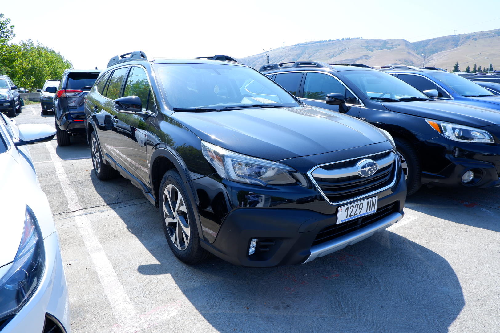 Subaru Outback 2020 — photo 2