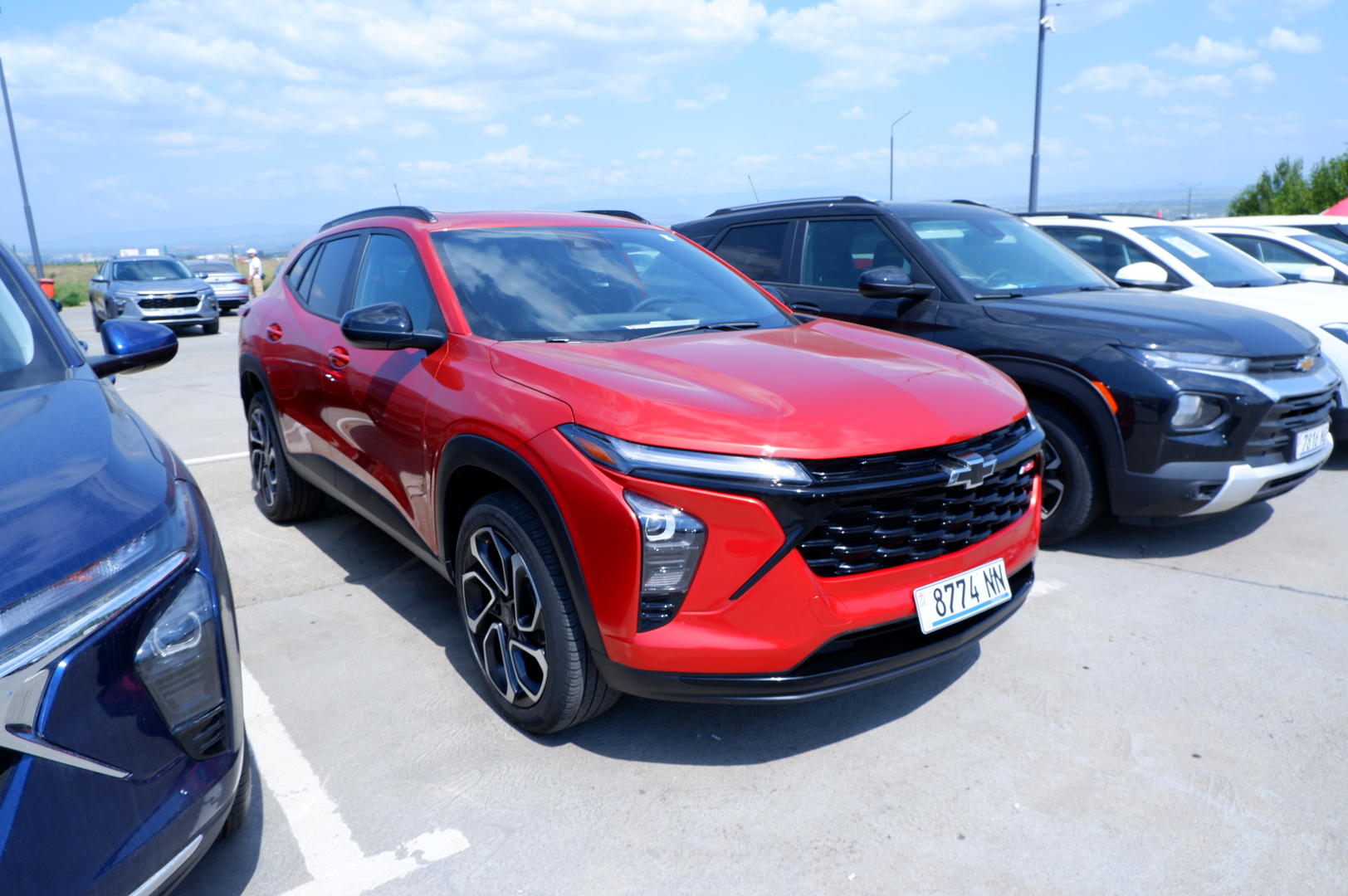 Chevrolet Trax 2023 — photo 2