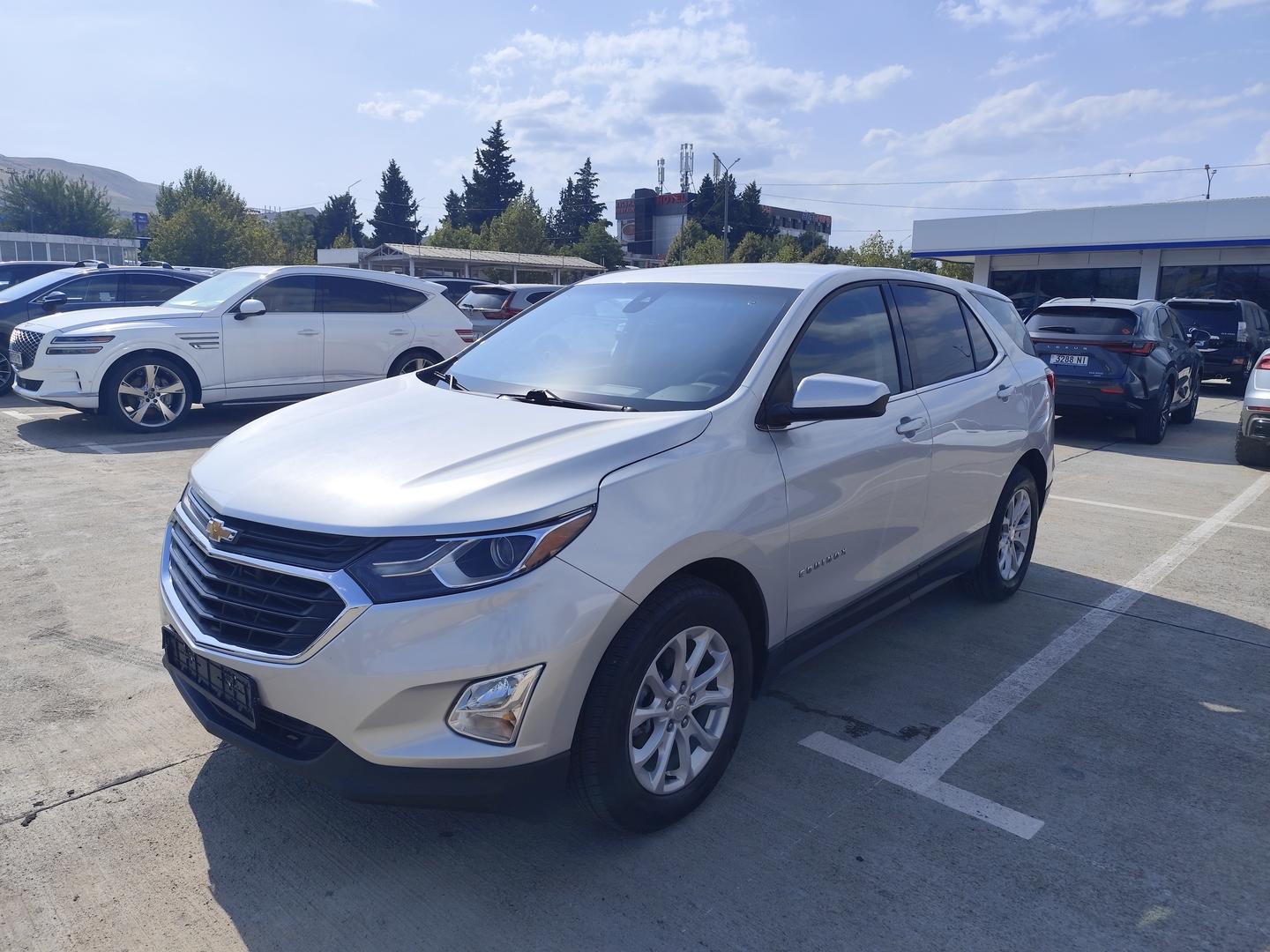 Chevrolet Equinox 2020 — photo 2