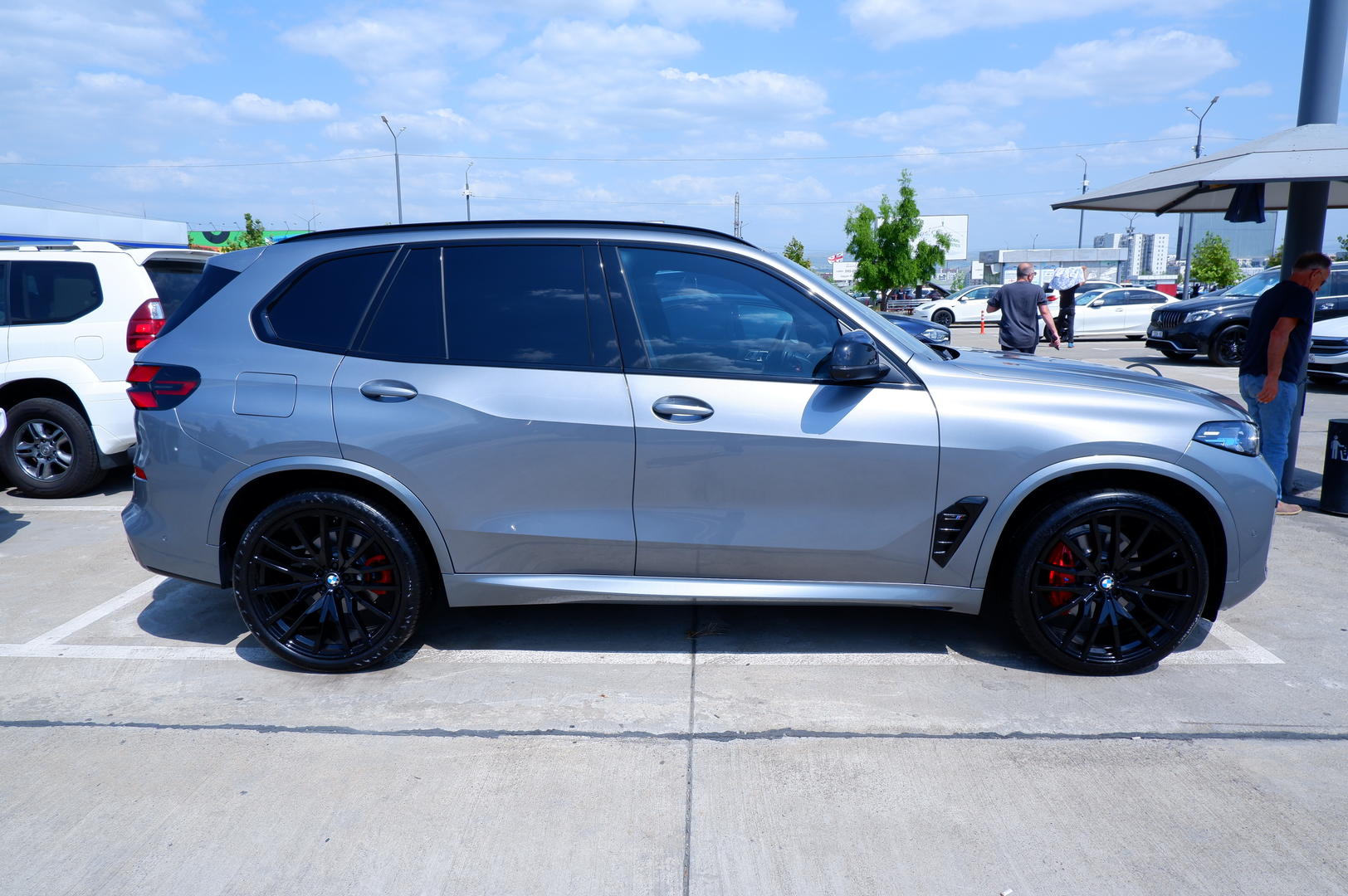 BMW X5 2023 — photo 2