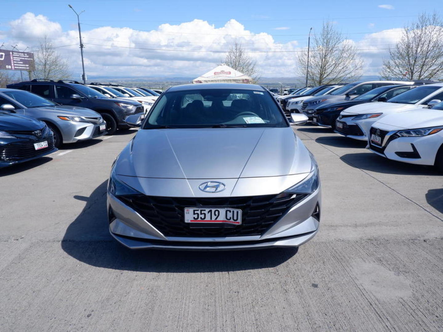 Hyundai Elantra 2022 — photo 2