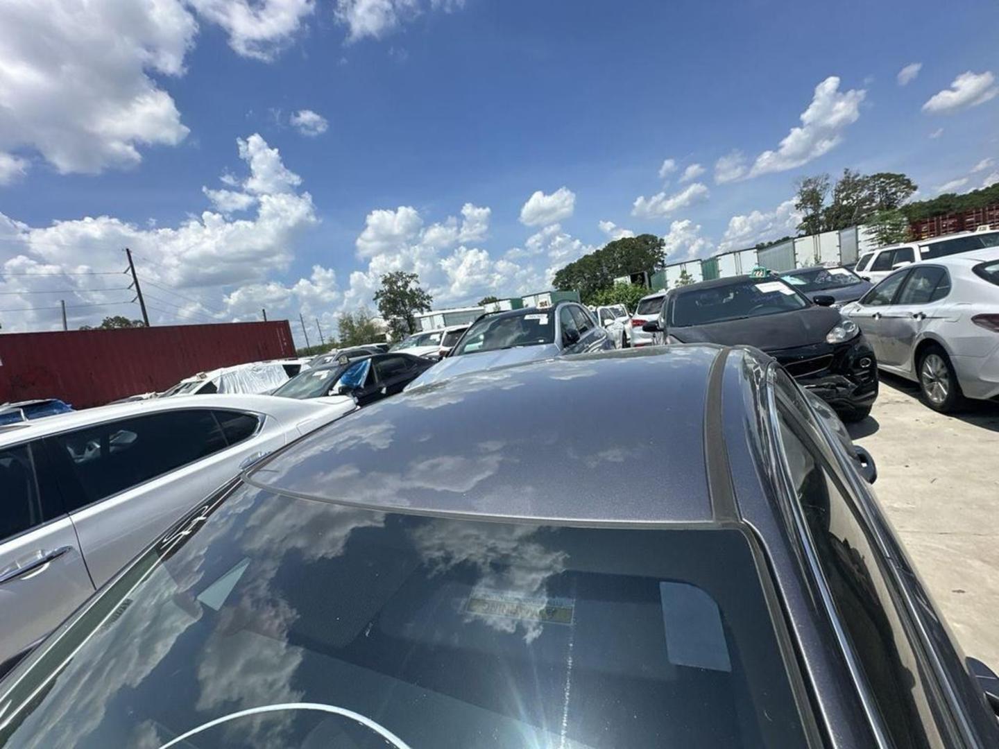 Honda Insight 2021 — photo 2