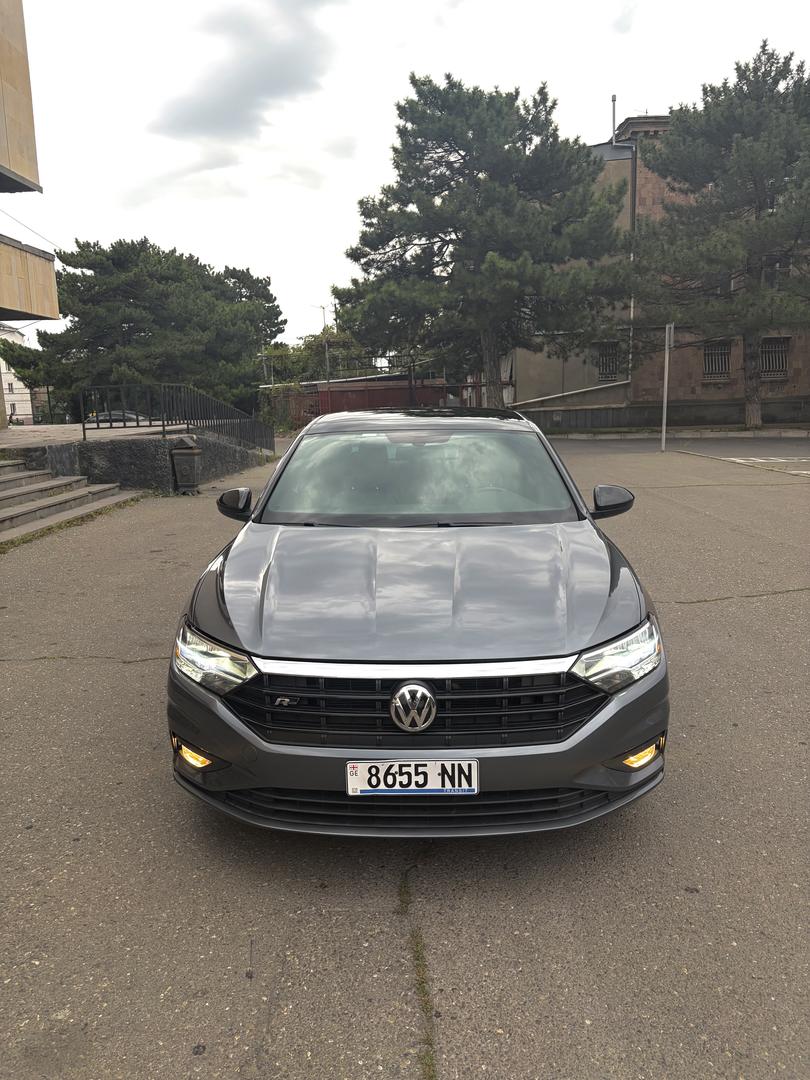 Volkswagen Jetta 2020 — photo 2