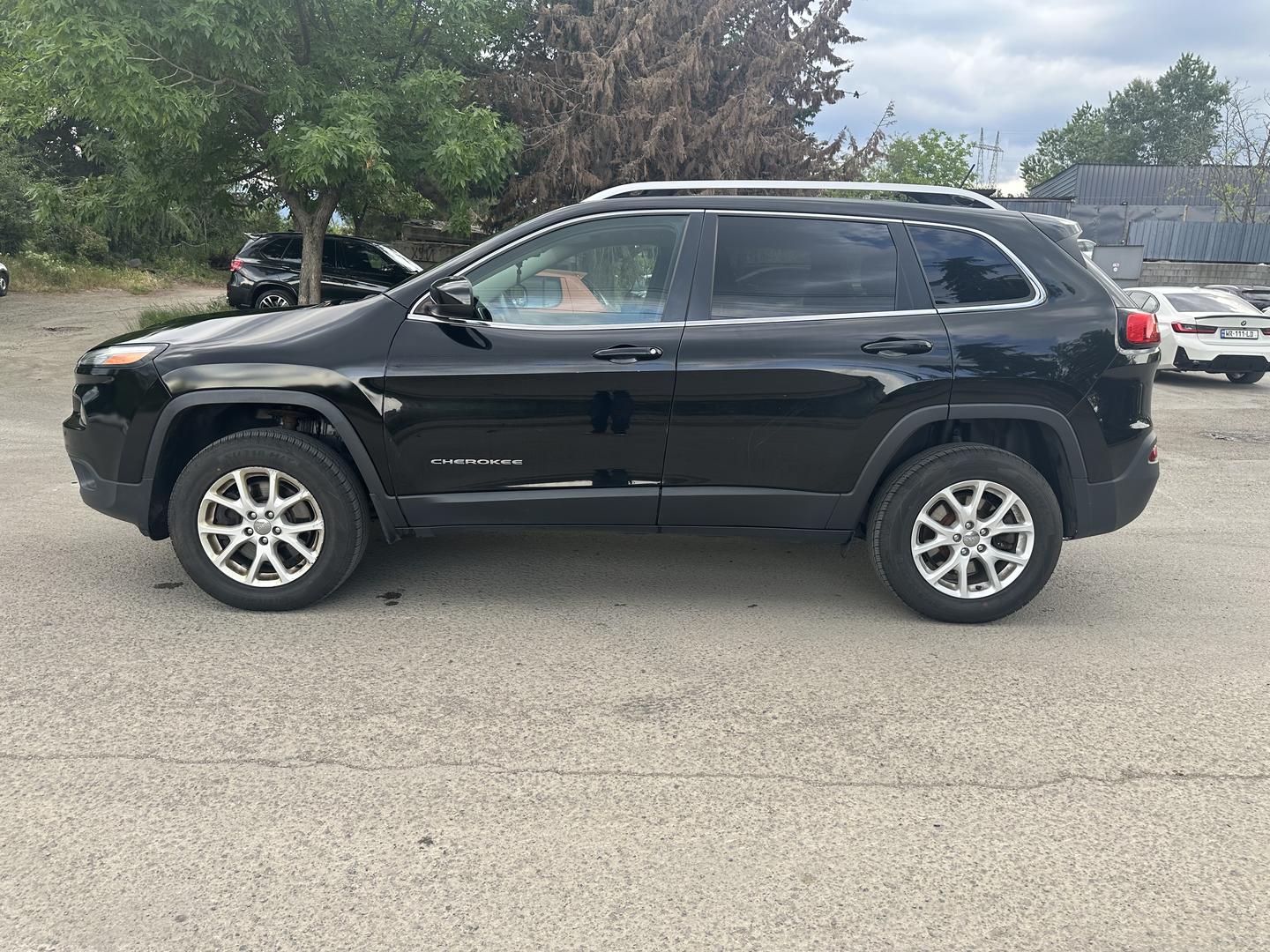 Jeep Cherokee