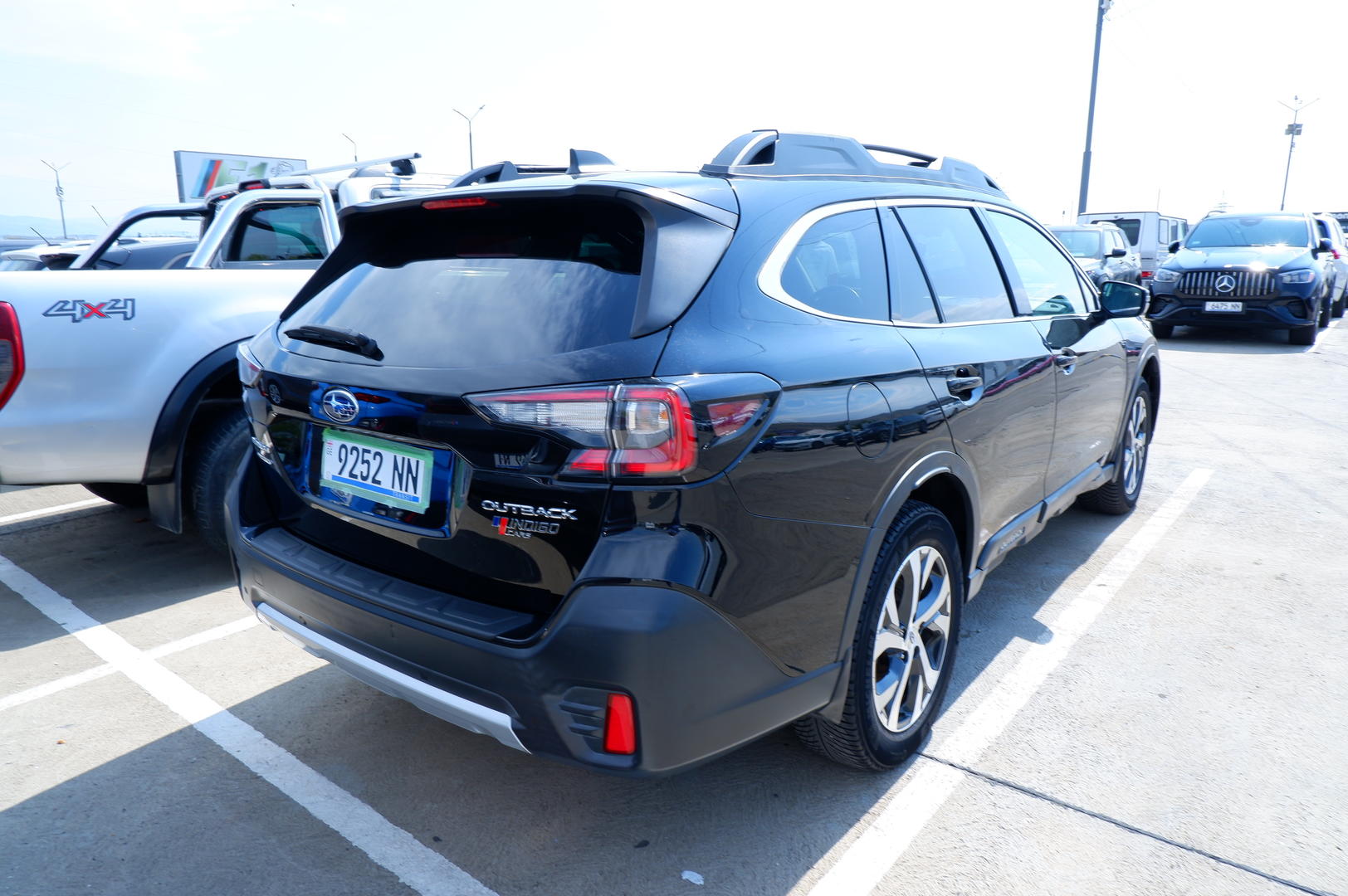 Subaru Outback 2021 — photo 2