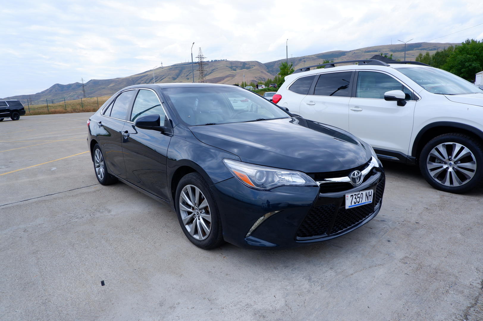 Toyota Camry 2015 — photo 2