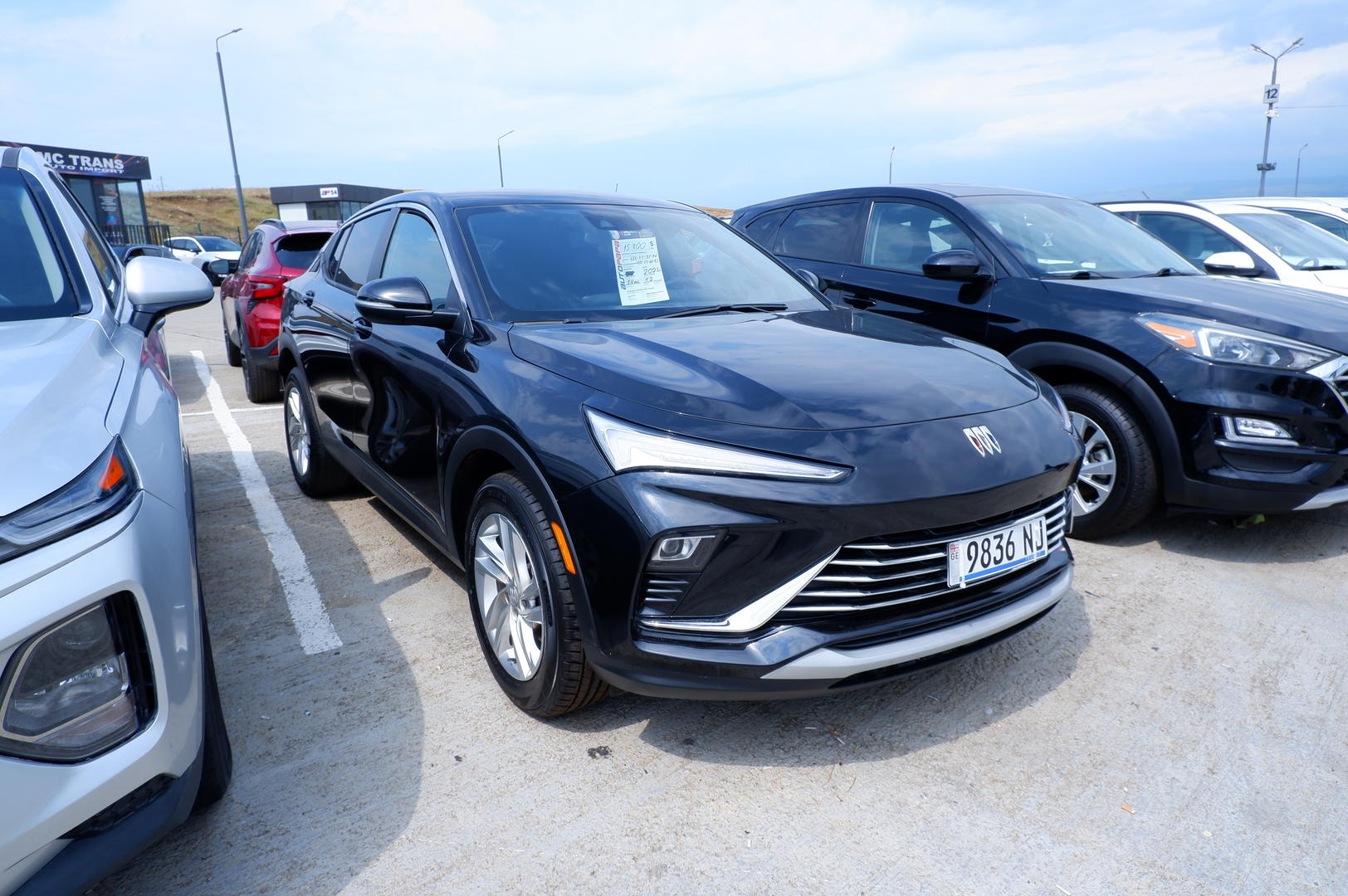 Buick Envista 2023 — photo 2