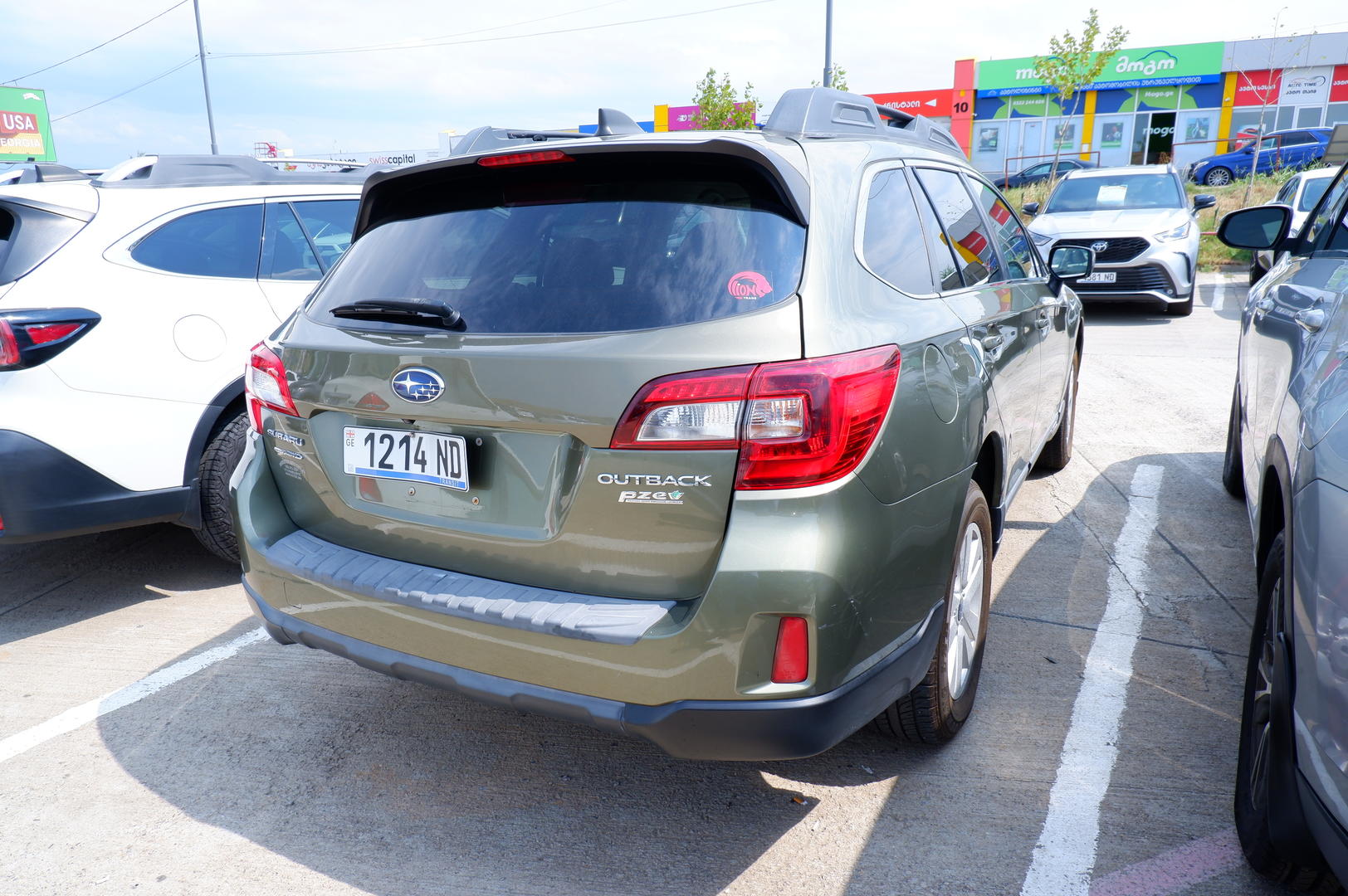Subaru Outback 2016 — photo 2