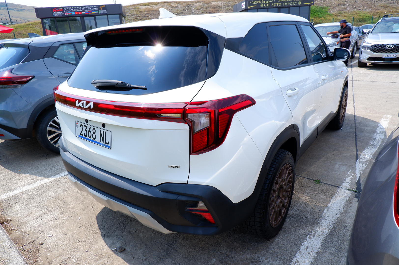 Kia Seltos 2023 — photo 2