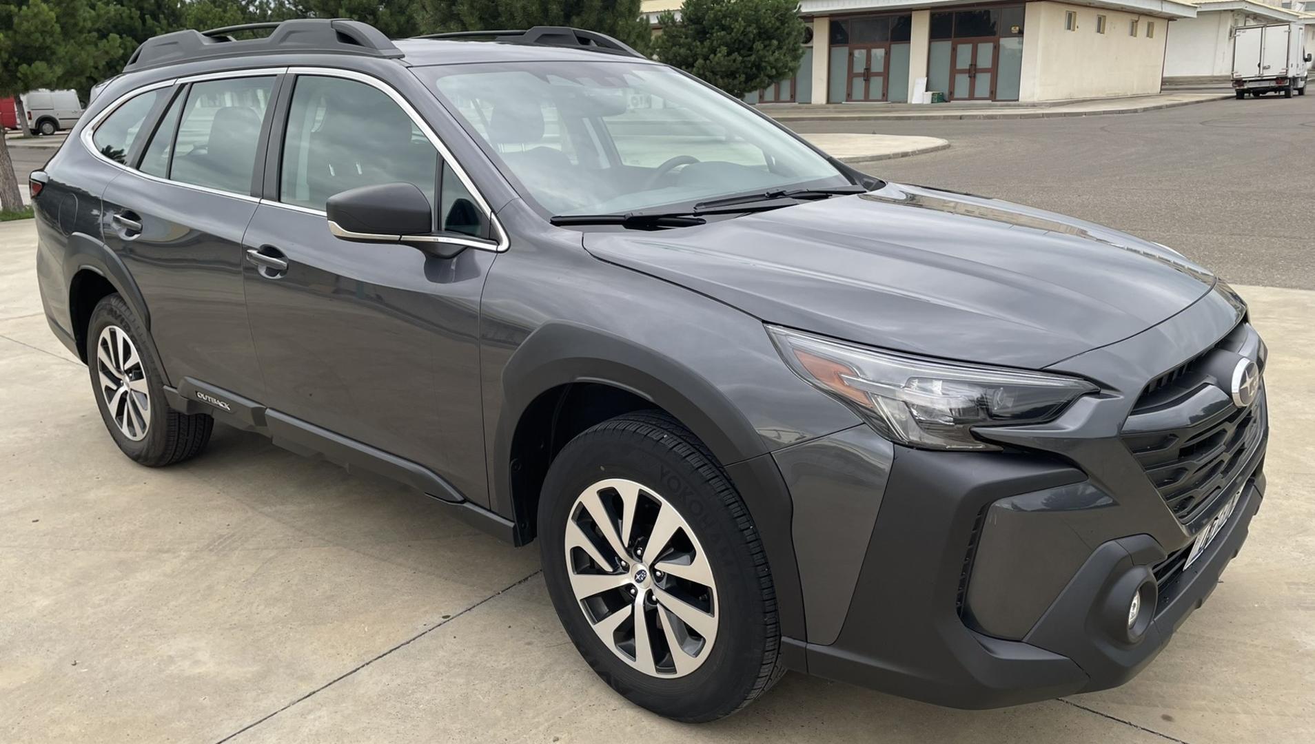 Subaru Outback 2023 — photo 2