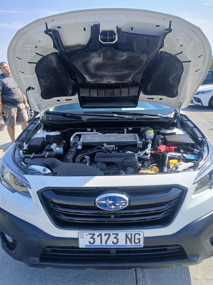 Subaru Outback 2021 — photo 2