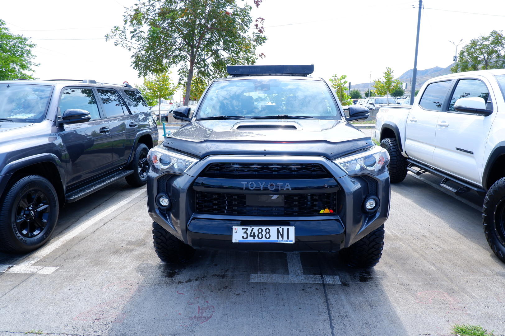 Toyota 4Runner 2020 — photo 2