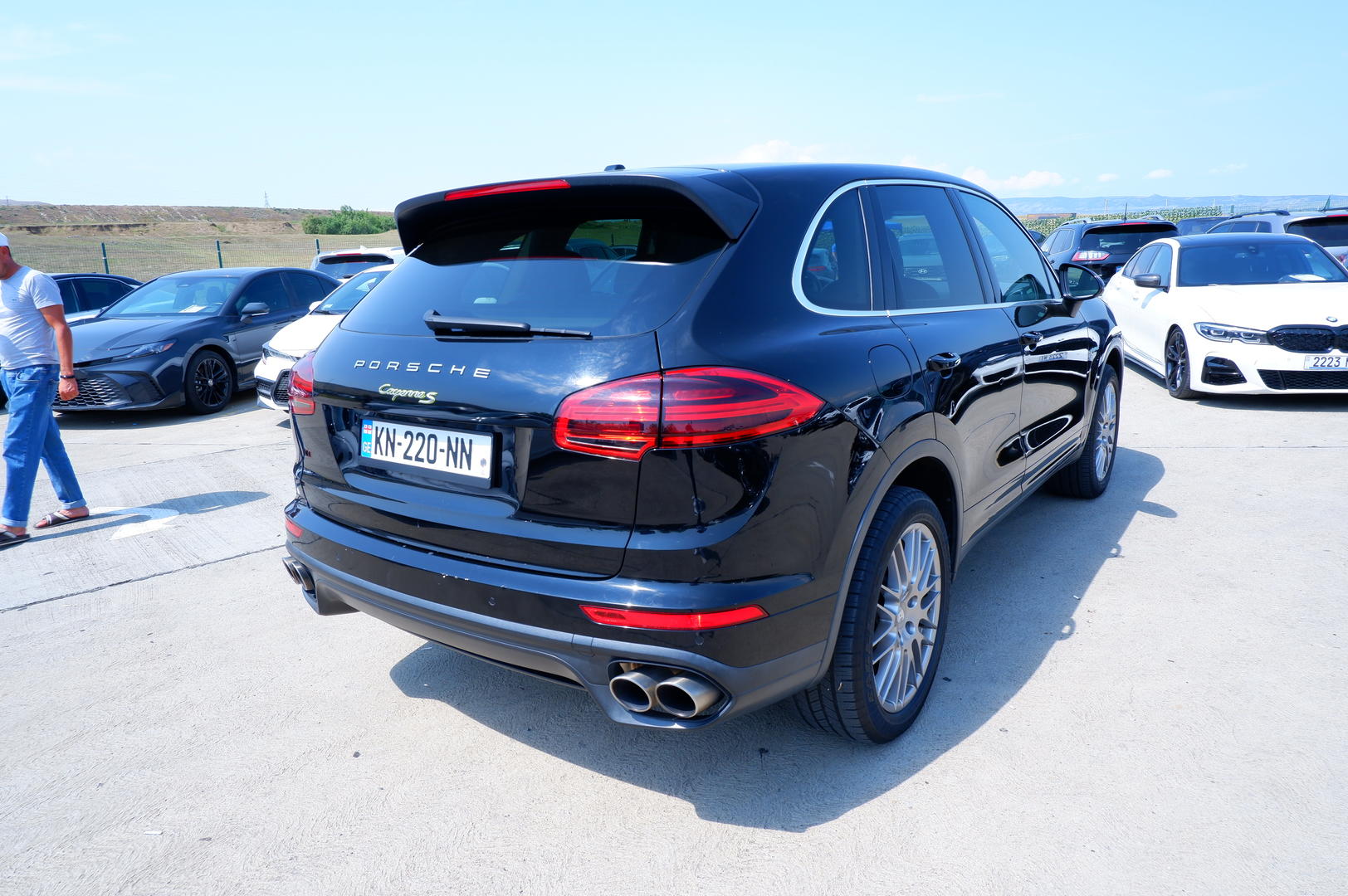 Porsche Cayenne 2015 — photo 2