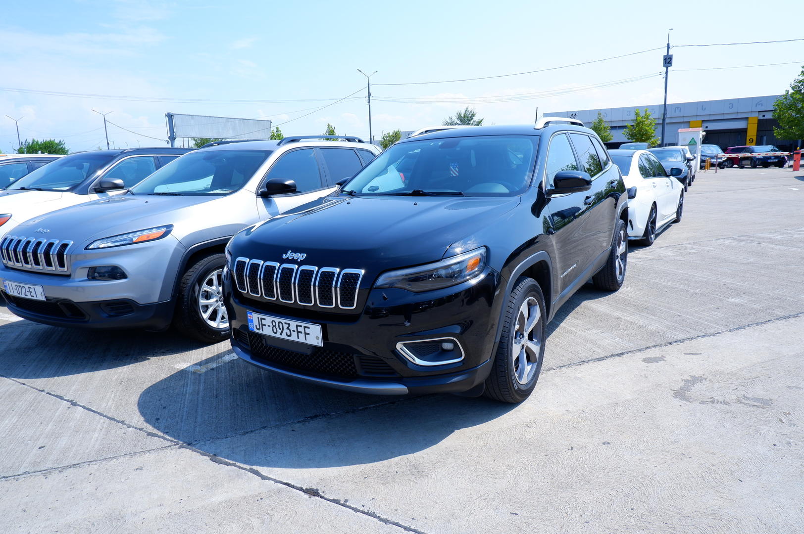 Jeep Cherokee