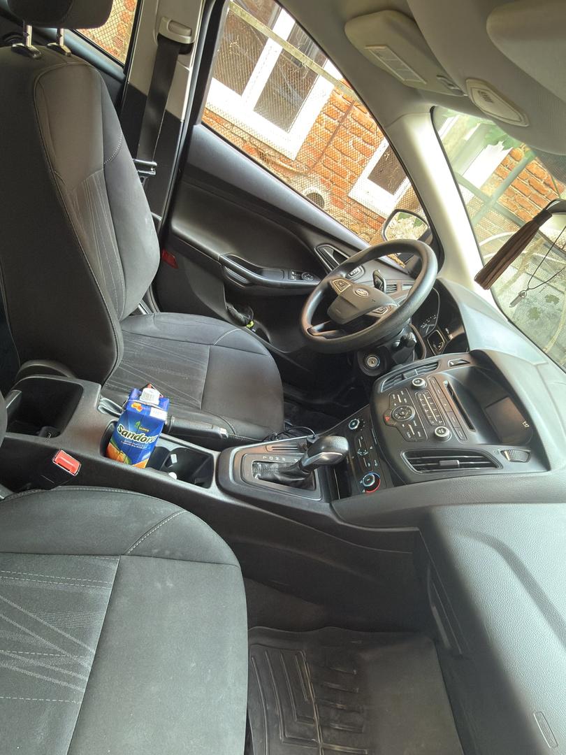 Ford Focus 2016 — photo 2