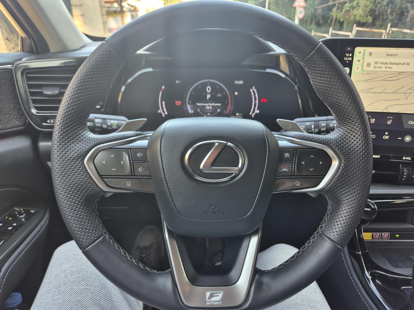 Lexus NX 350 2024 — photo 2