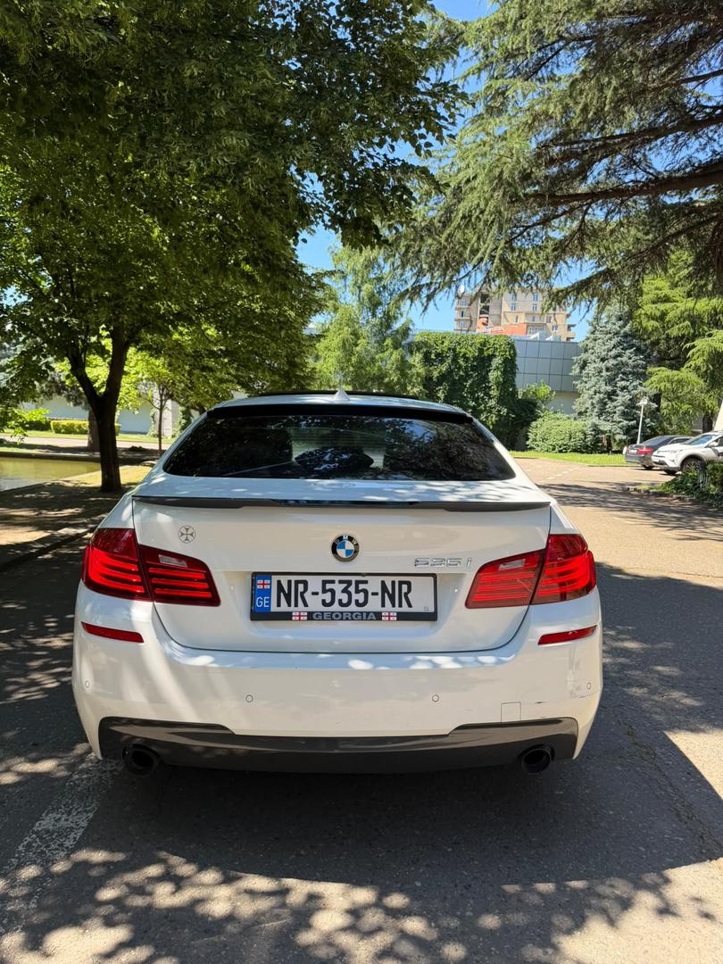 BMW 535 2014 — photo 2