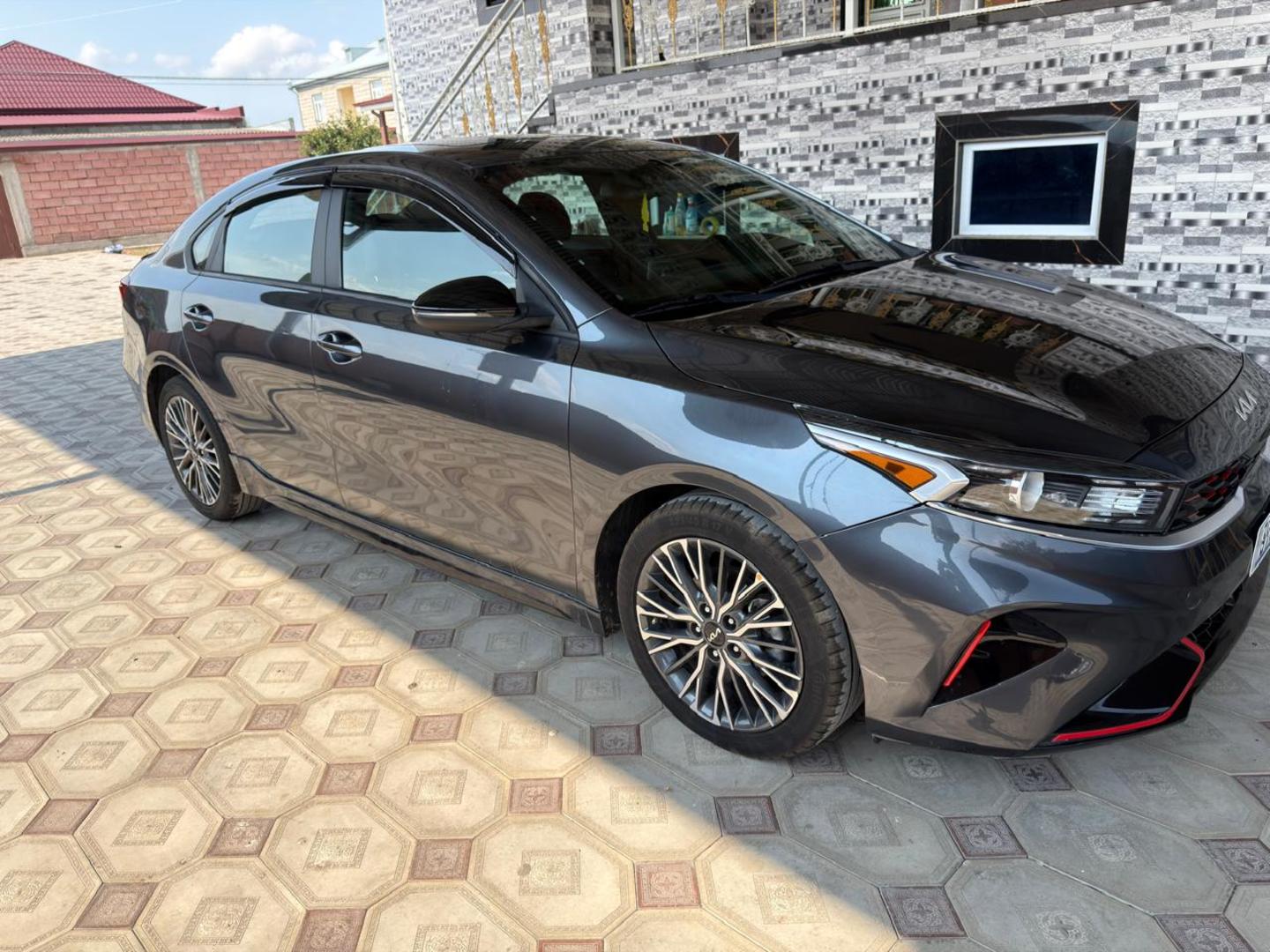 Kia Forte 2027 — photo 2