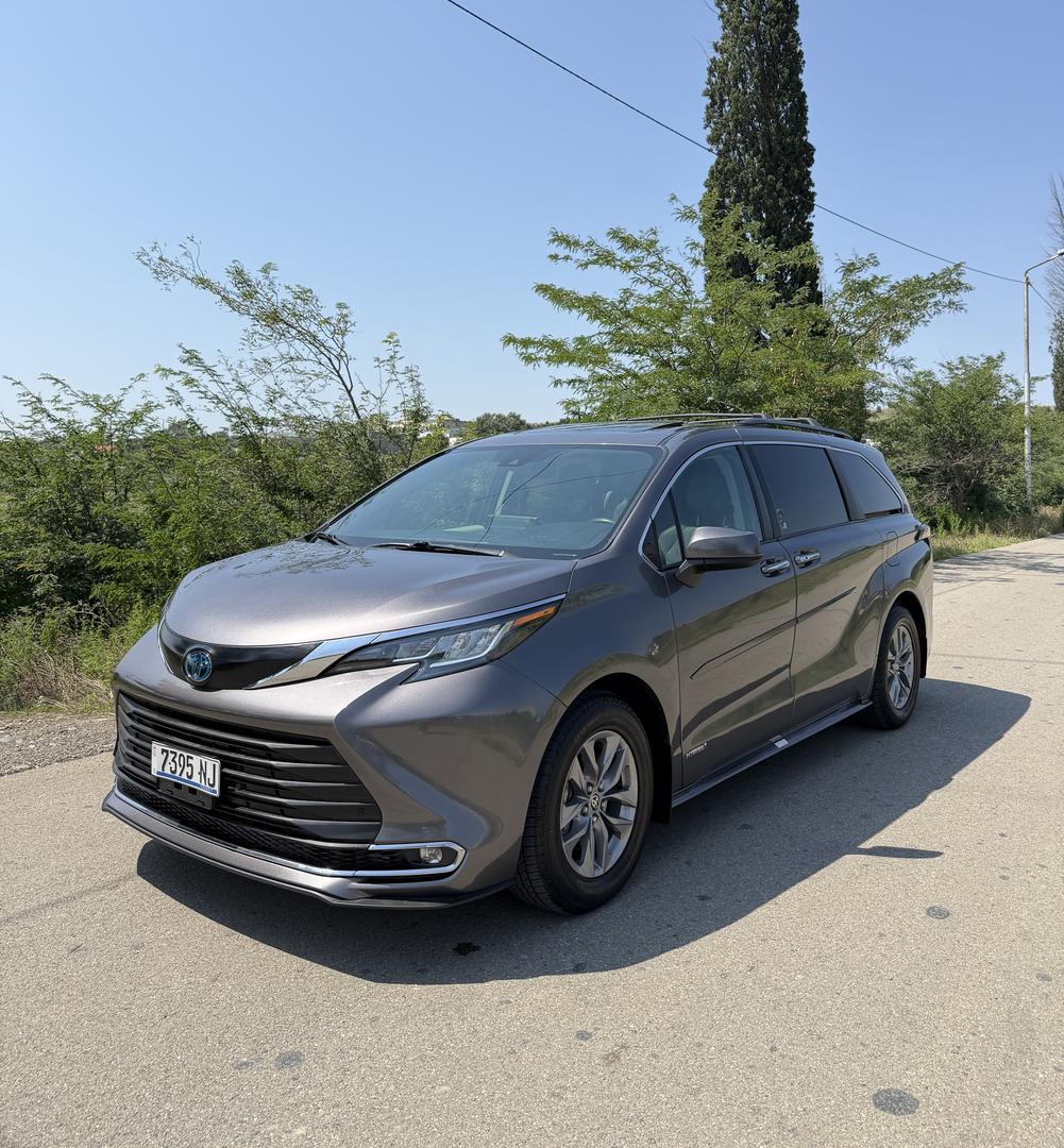 Toyota Sienna