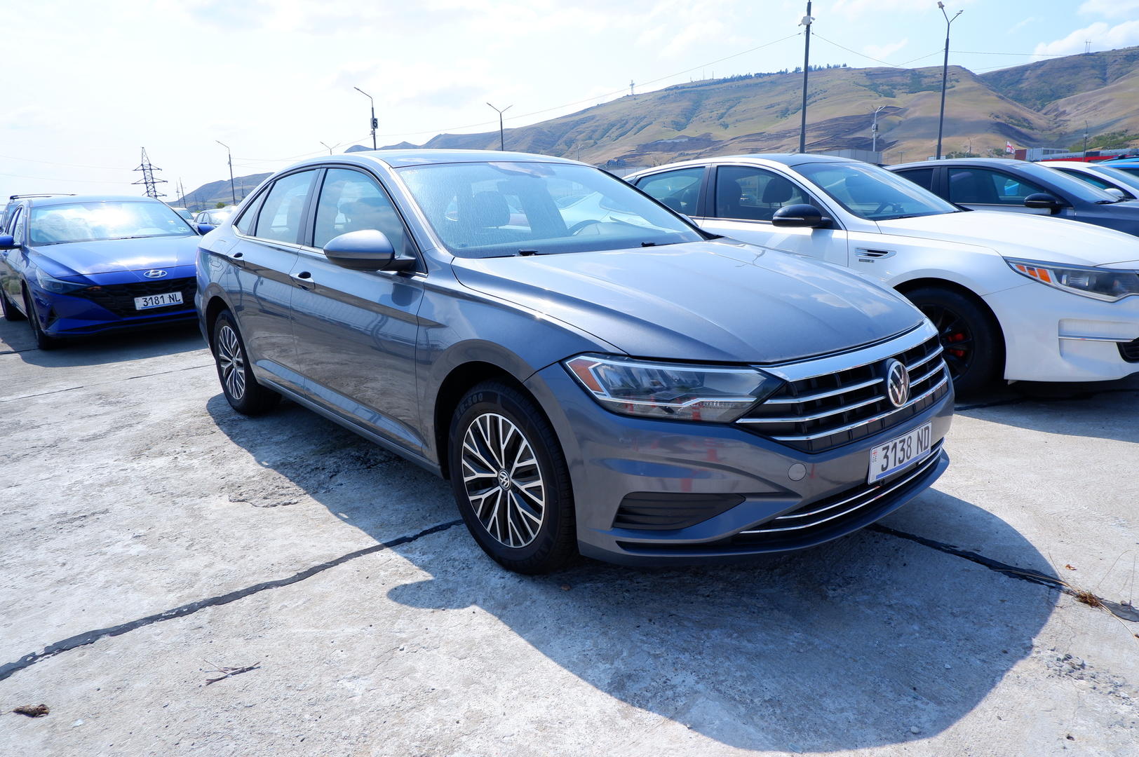 Volkswagen Jetta 2021 — photo 2
