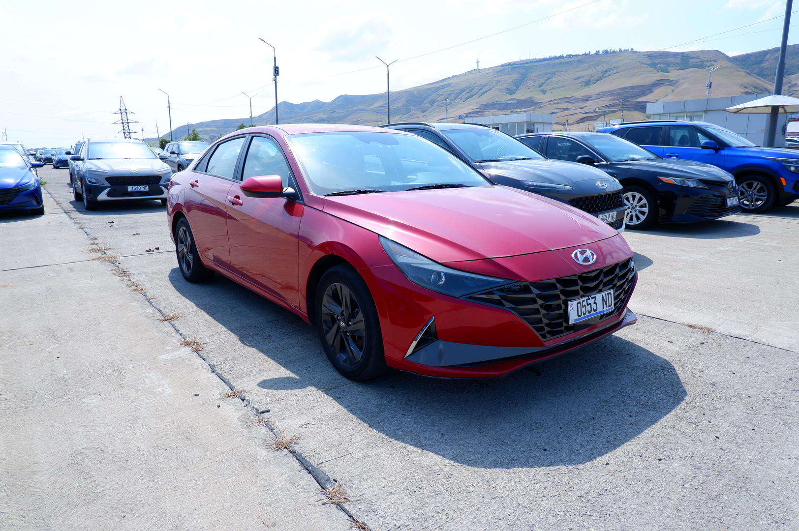Hyundai Elantra 2022 — photo 2
