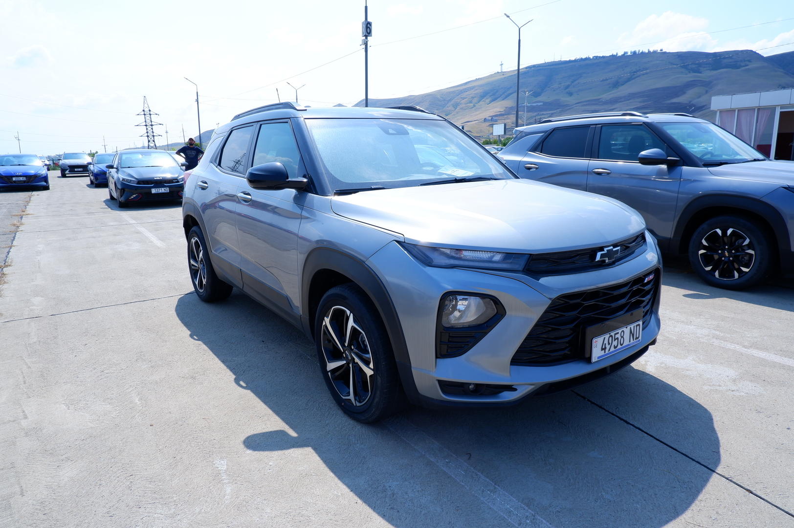 Chevrolet Trailblazer 2023 — photo 2
