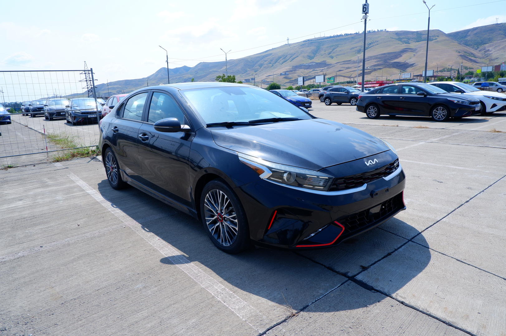 Kia Forte 2022 — photo 2